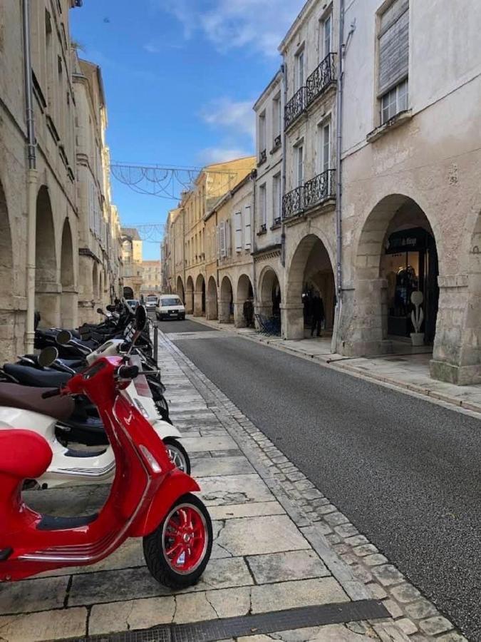 Appartement T3 Tout Confort En Duplex A 20Mn A Pied Du Centre-Ville Avec Tv Et Wifi La Rochelle  Ngoại thất bức ảnh